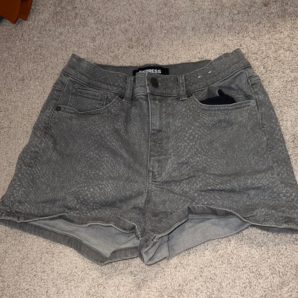 Size 8 Jean shorts womens Express